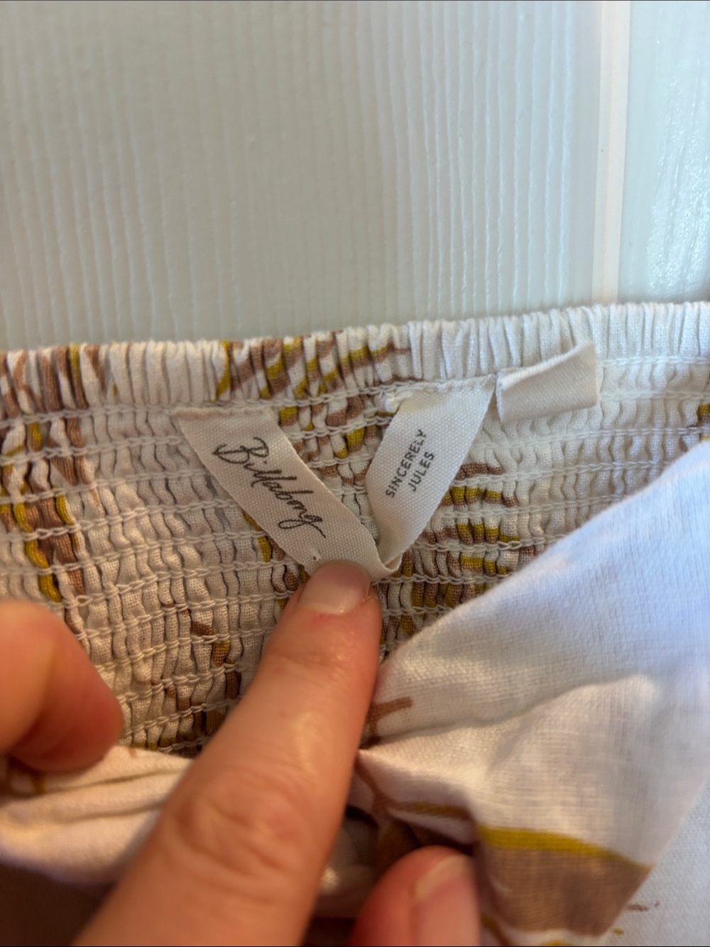 Billabong White Jumpsuit with Tan Palm Print - Picture 2 of 11